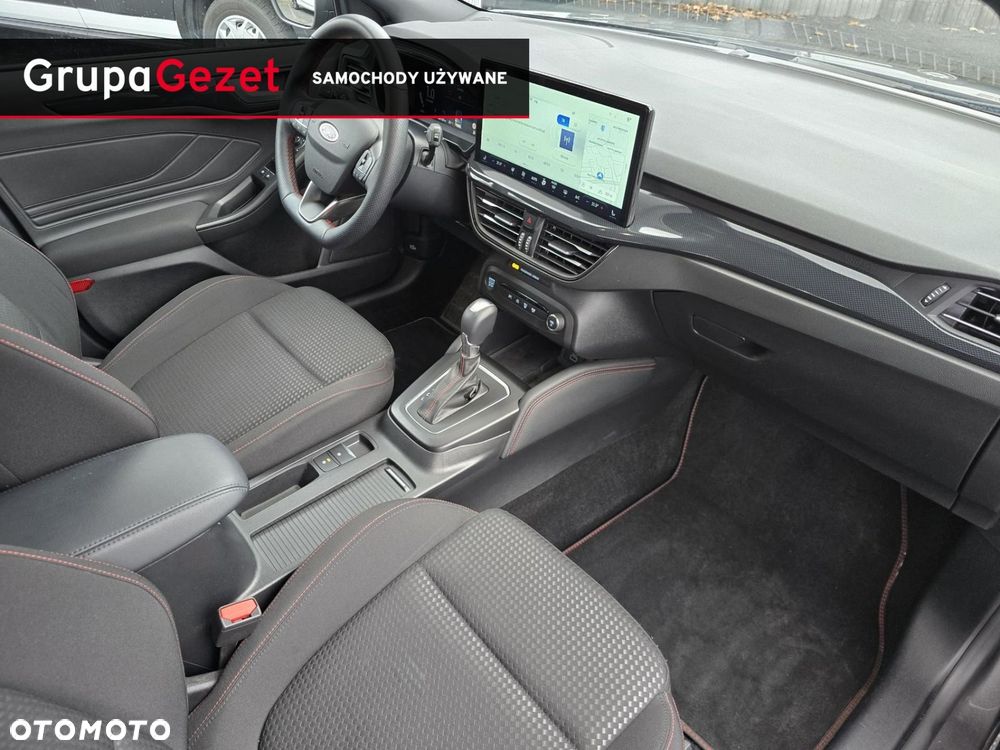 Ford Focus 1.0 EcoBoost mHEV ST-Line X - 30