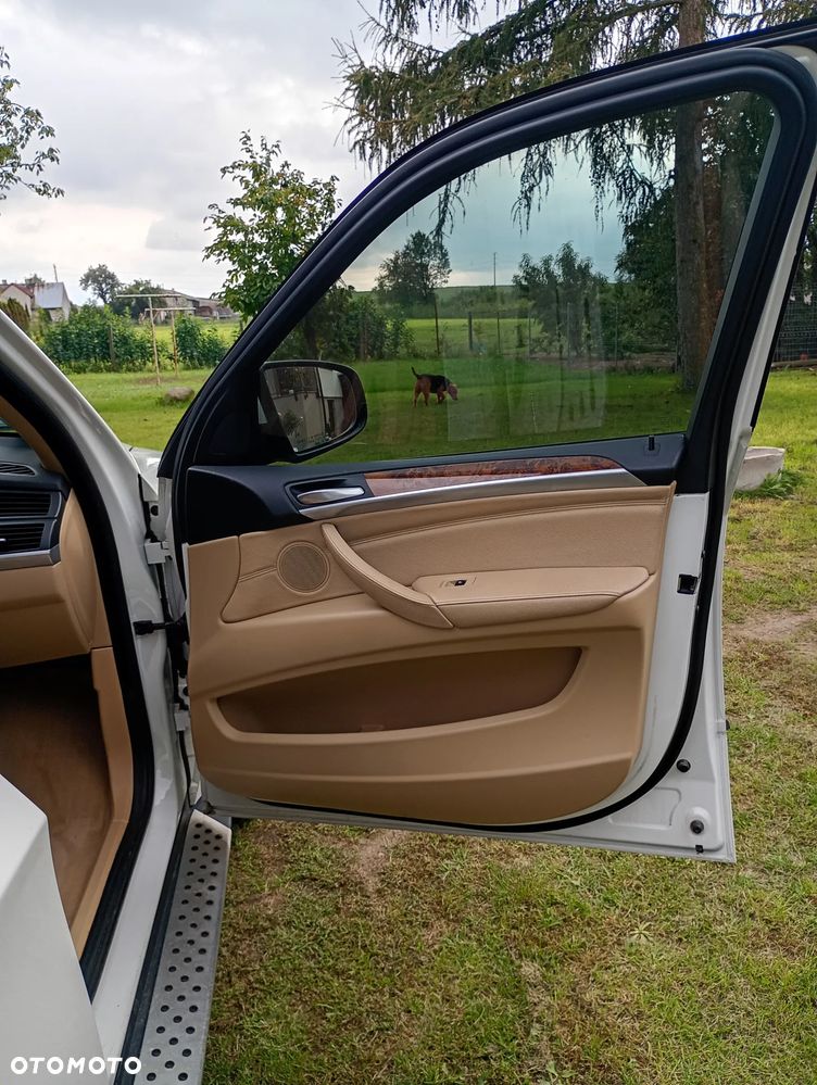 BMW X5 xDrive30i - 6