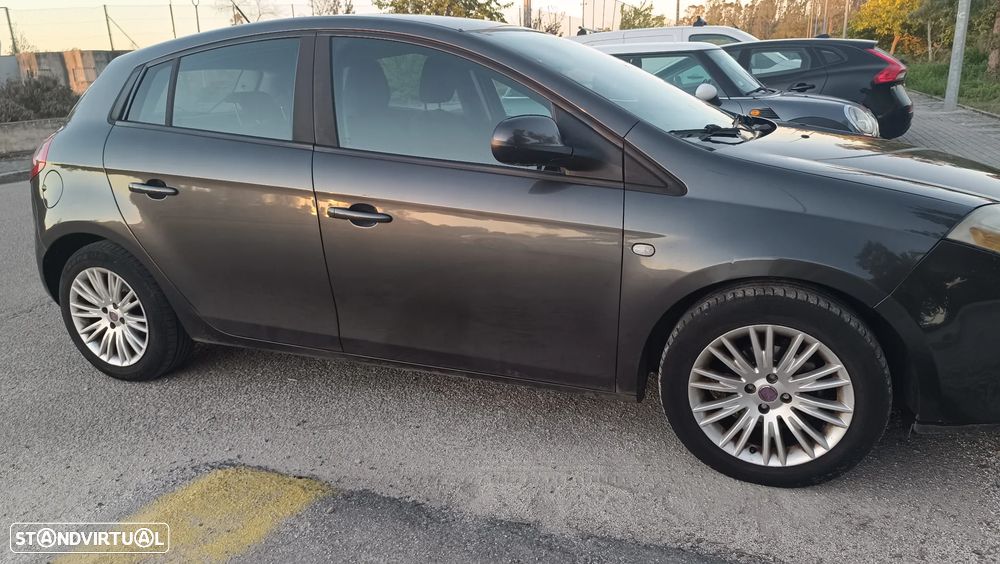 Fiat Bravo 1.4 16V Dynamic - 2
