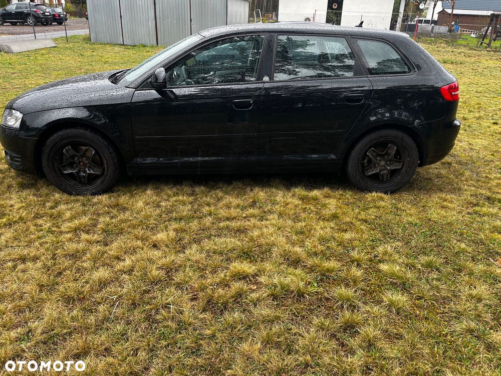 Audi A3 Sportback - 4