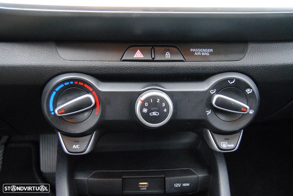 Kia Stonic 1.2 Dynamic - 30