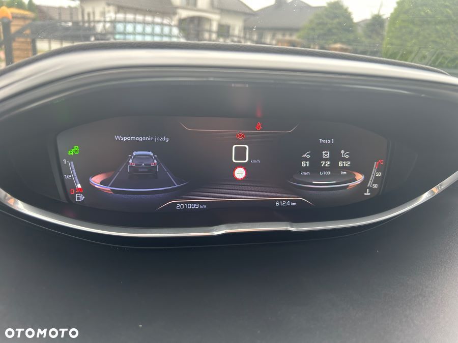 Peugeot 5008 ver-bluehdi-150-stop-start-allure - 27