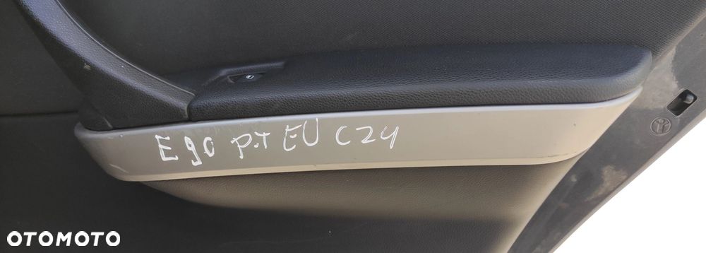 DEKORY Z BOCZKÓW DESKI LEWARKA KRATKI BMW E90 E91 PRZEDLIFT WERSJA EU - 3
