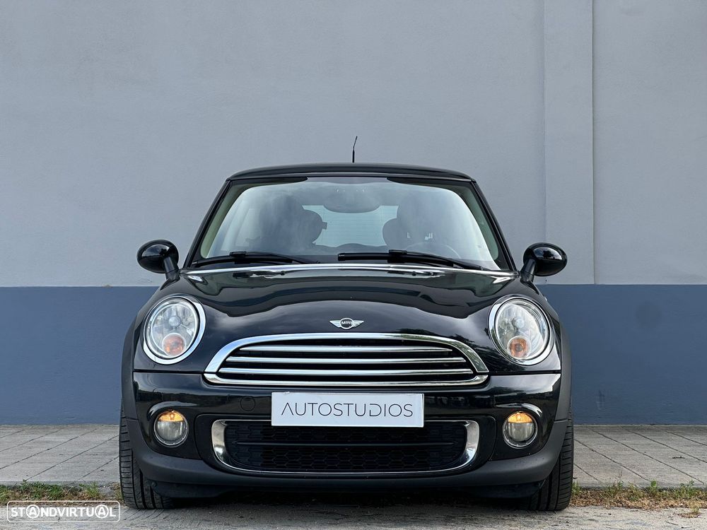 MINI 3 Portas One D - 12