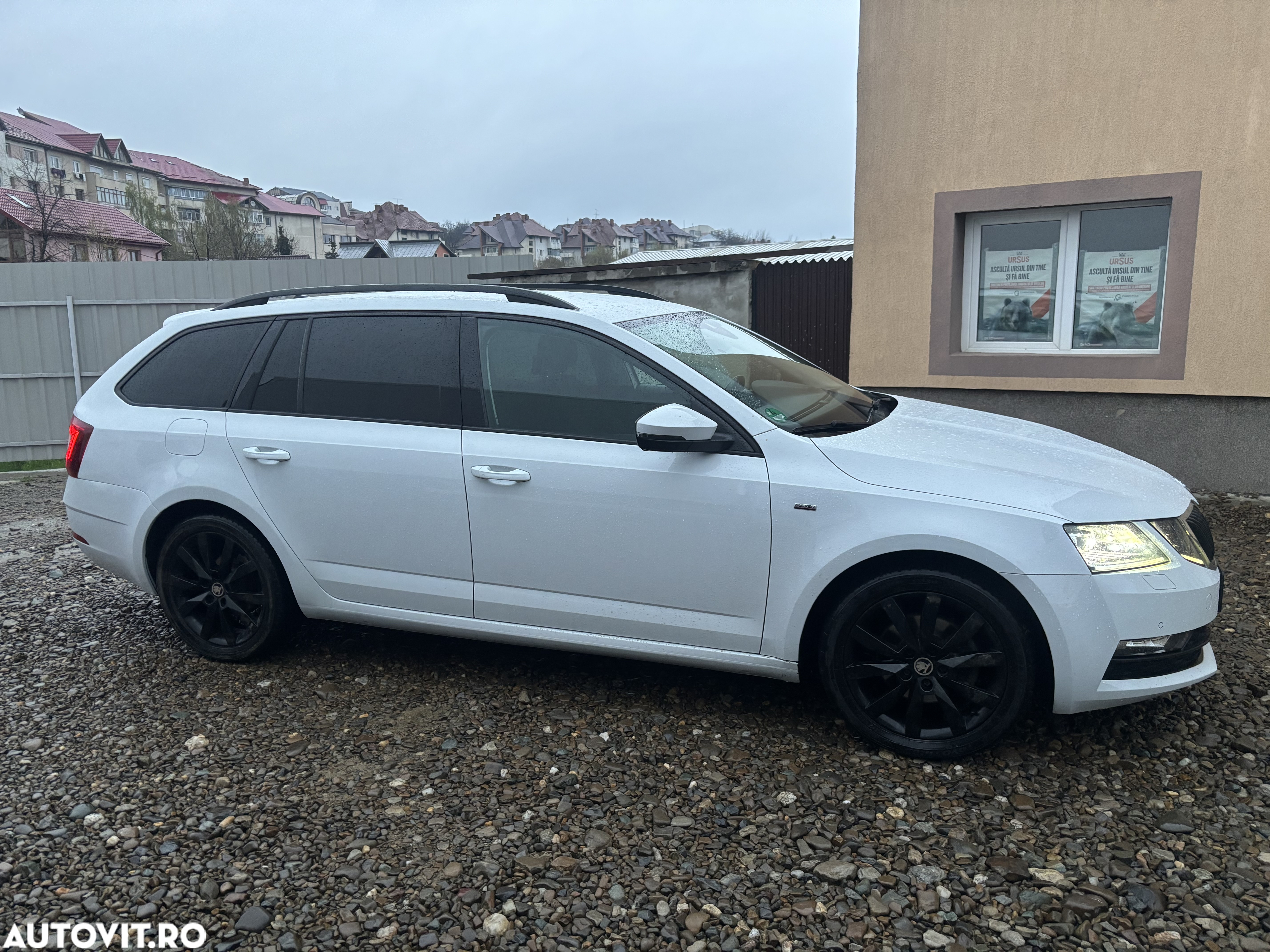 Skoda Octavia 2.0 TDI DSG Clever - 6