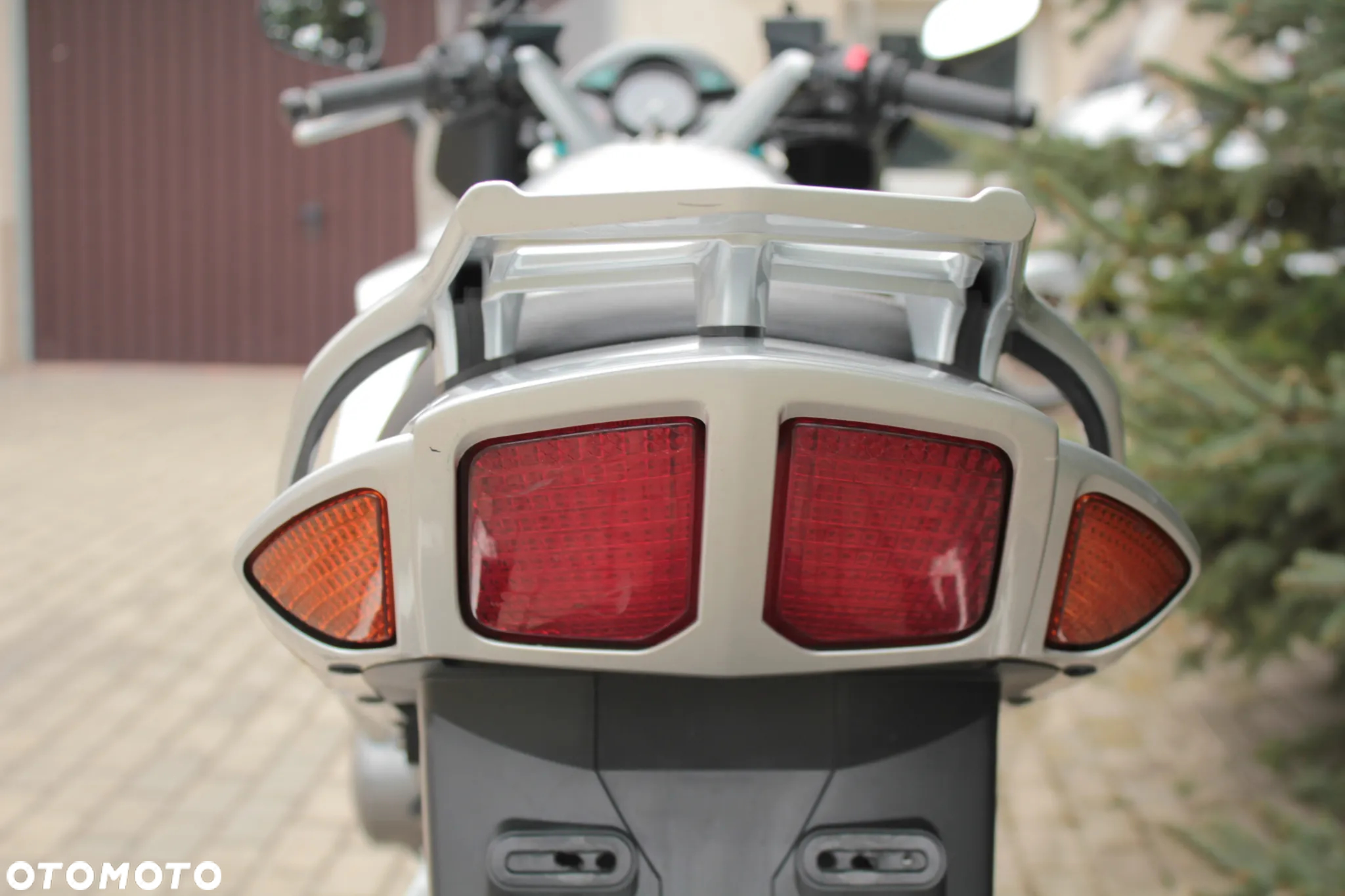 Yamaha FJR - 12
