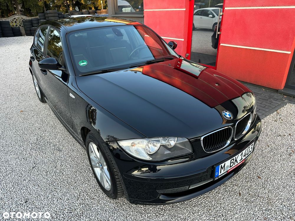 BMW Seria 1 116i - 24