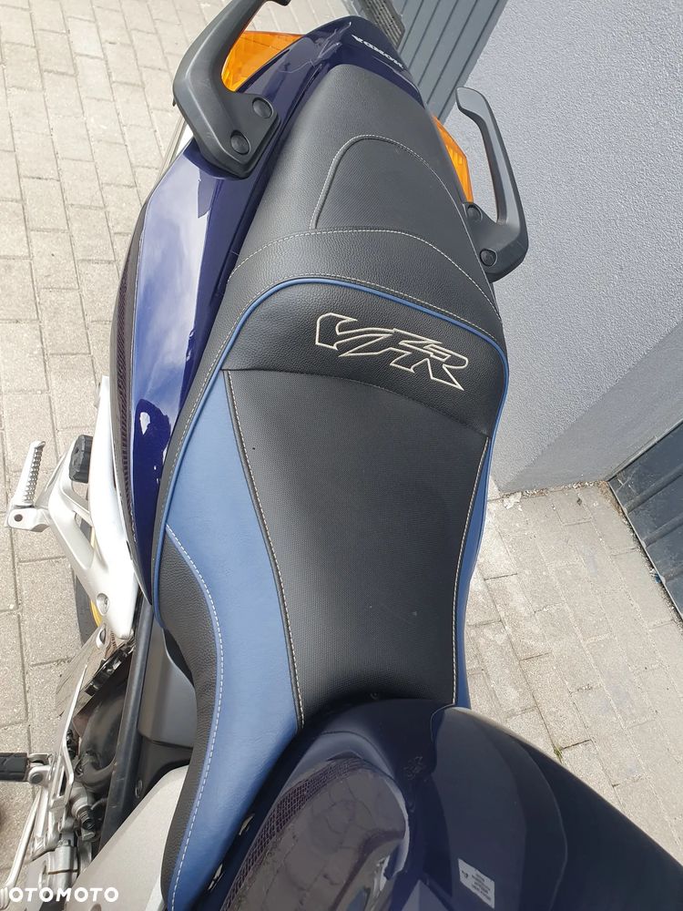 Honda VFR - 5