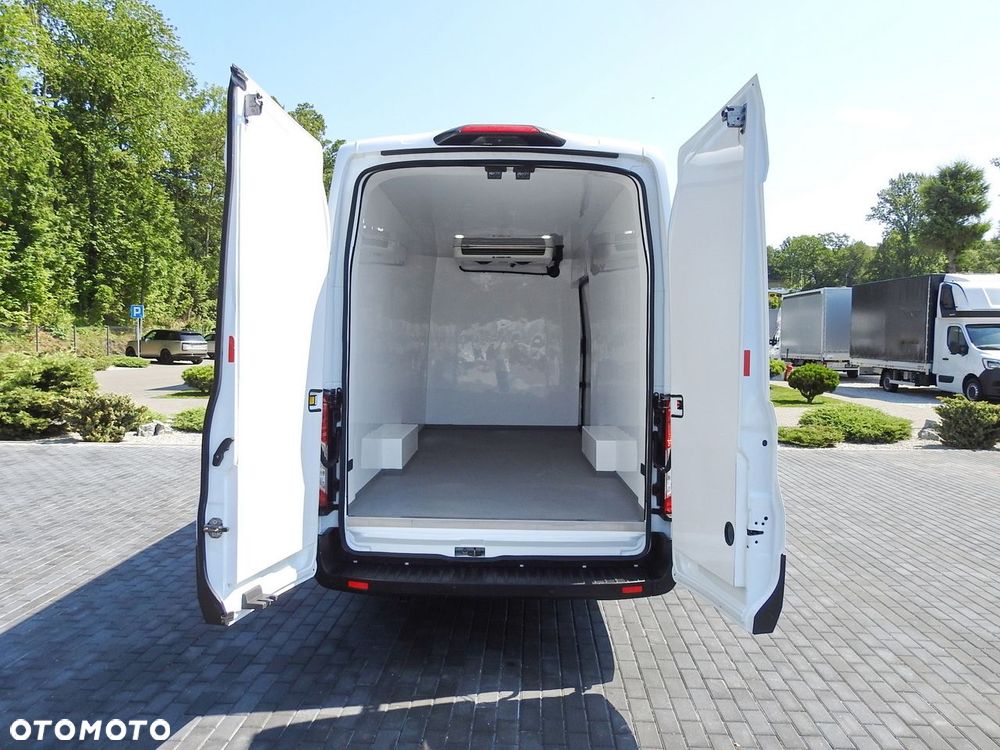 Ford TRANSIT FURGON CHŁODNIA 0*C FUNKCJA GRZANIA TEMPOMAT KLIMATYZACJA LEDY  130KM - 13