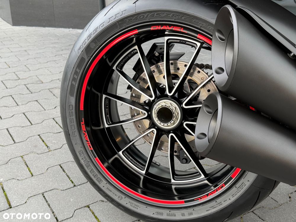 Ducati Diavel - 14