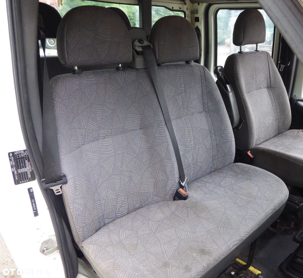 Ford Transit - 12
