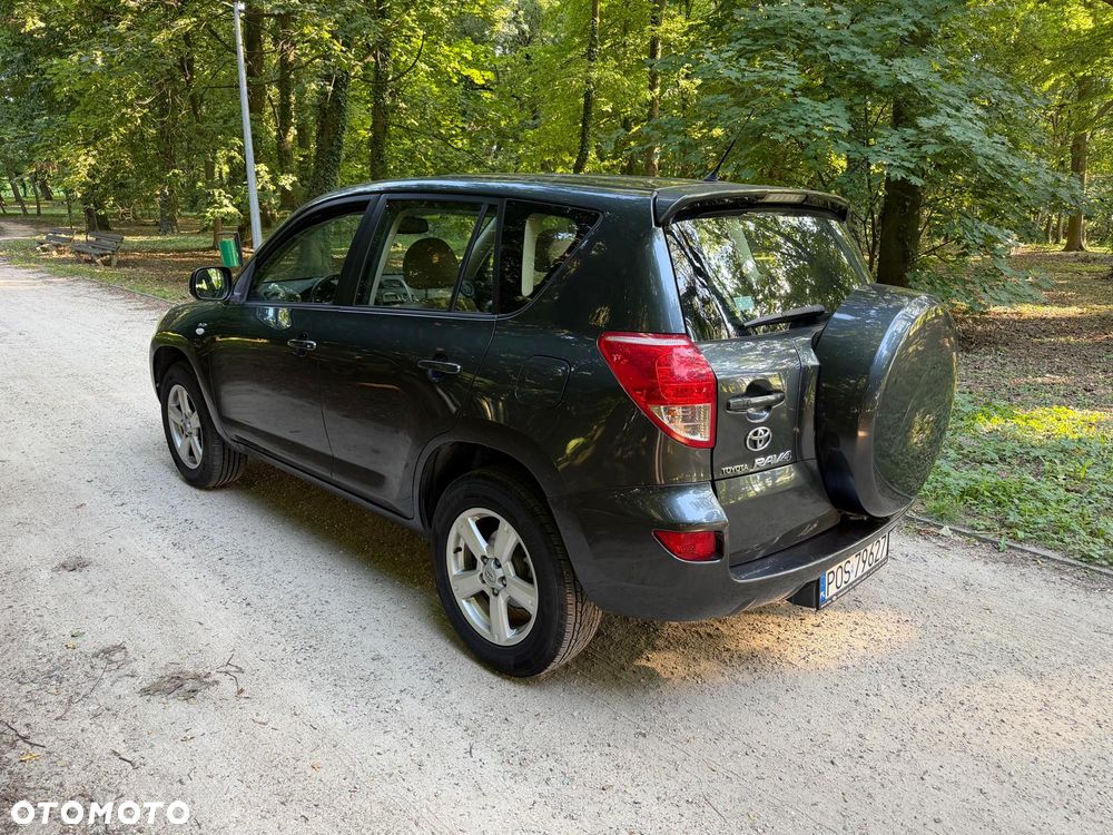 Toyota RAV4 2.2 D-4D 4x4 - 4