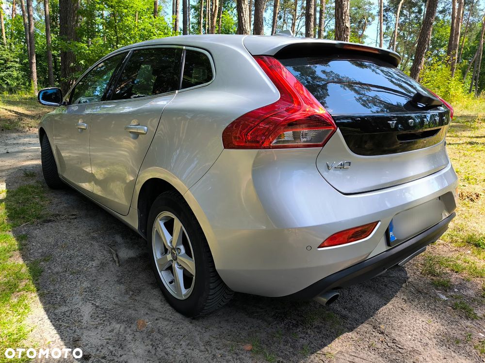 Volvo V40 D4 Drive-E Momentum - 21