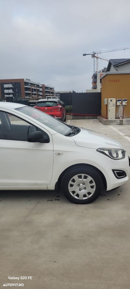 Hyundai i20 - 11