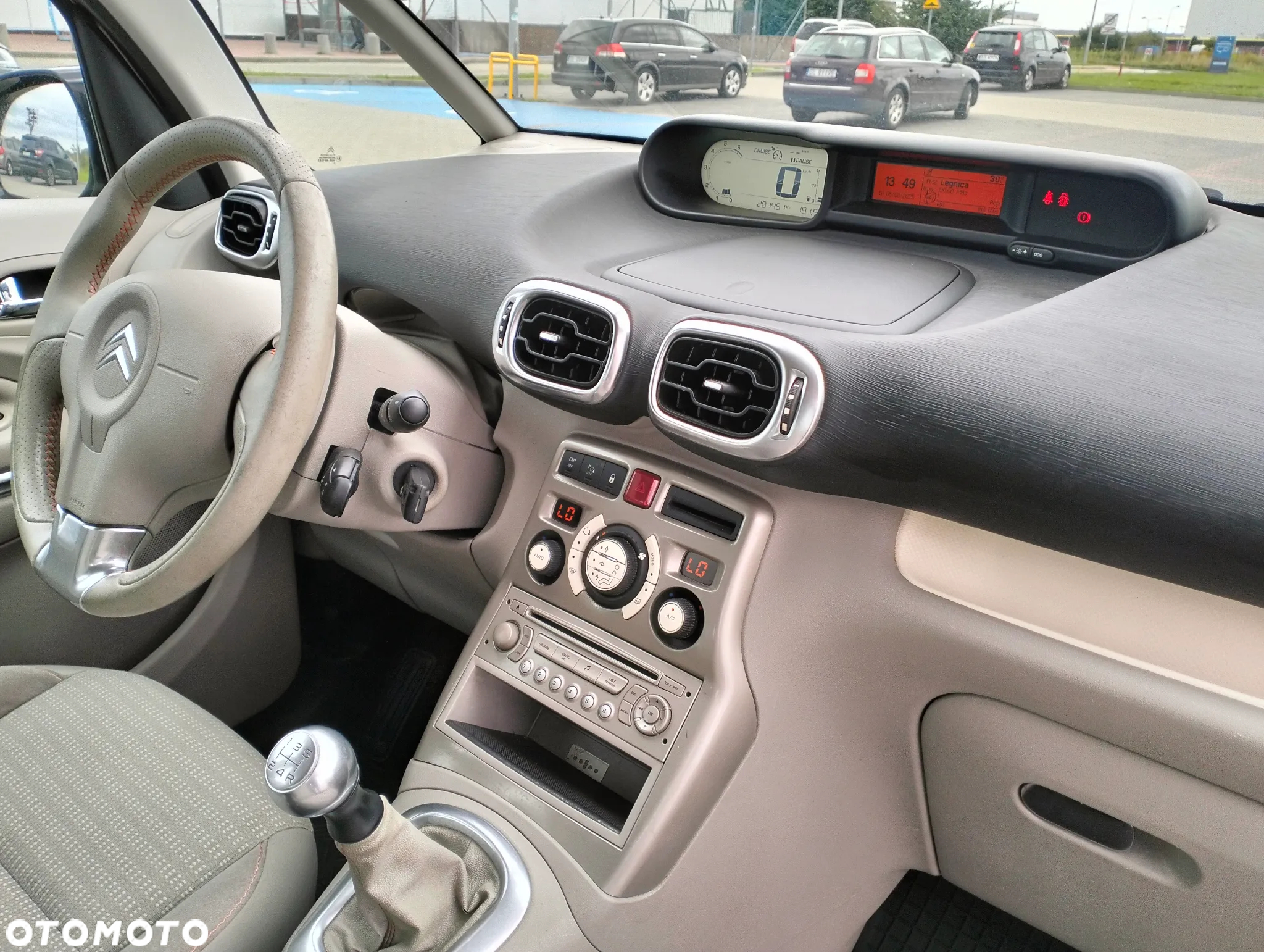 Citroën C3 Picasso 1.4i Exclusive - 31