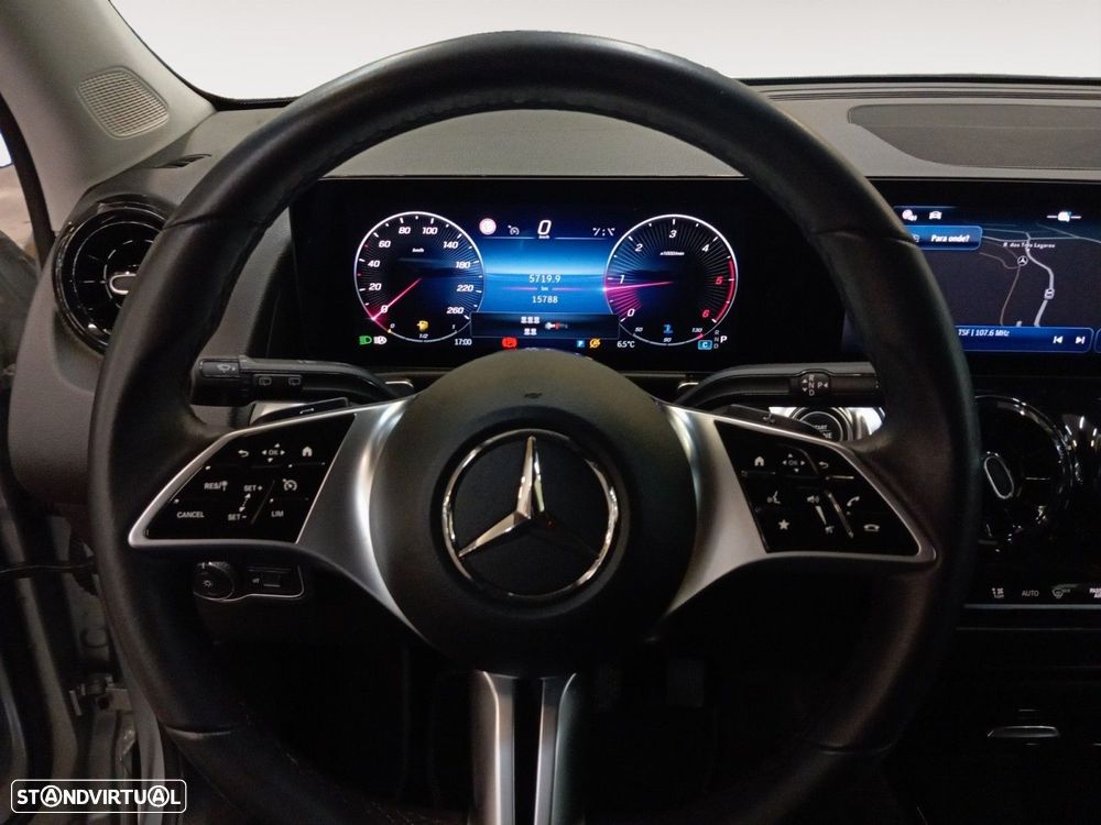 Mercedes-Benz GLB 180 d - 12