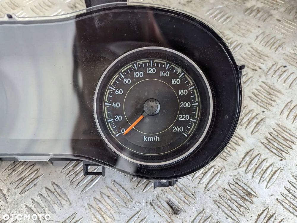 Jeep Cherokee KL 2014-2018 2.0 CRD Liczniki zegary wyświetlacz - 2