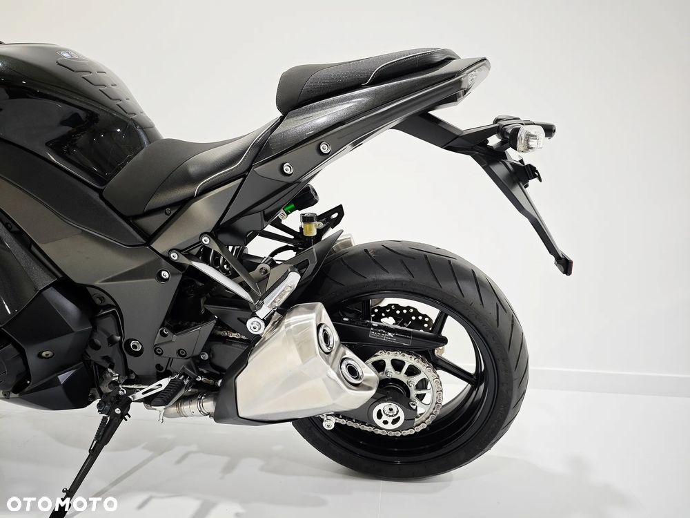 Kawasaki Ninja 1000 SX - 16