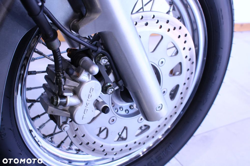 Suzuki Intruder - 29