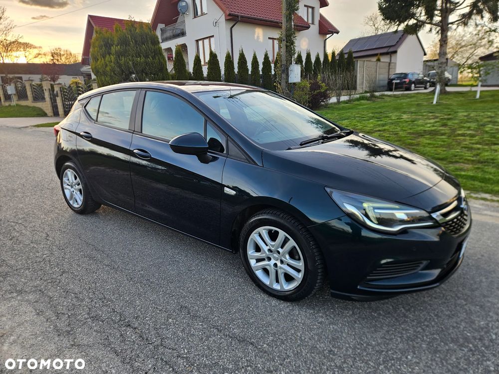 Opel Astra 1.4 Turbo Edition - 10