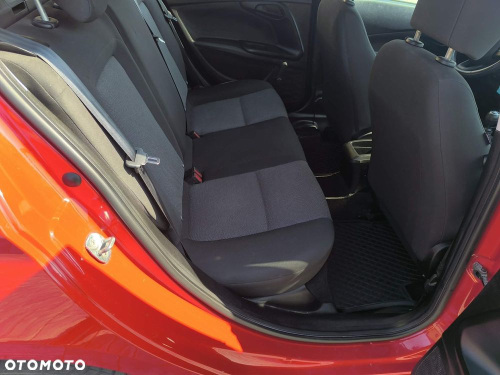 Fiat Tipo 1.4 16V Lounge EU6d - 16