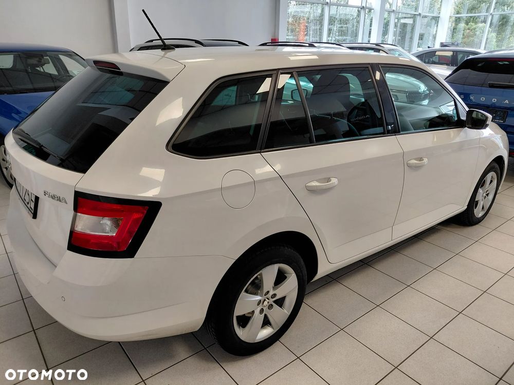 Skoda Fabia 1.0 TSI Ambition DSG - 3