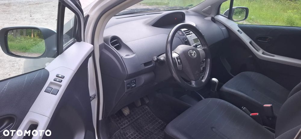 Toyota Yaris 1.4 D-4D Luna A/C - 3