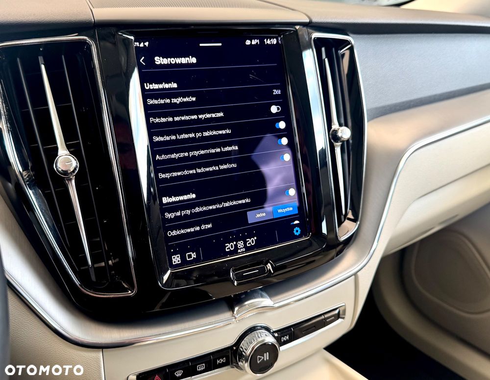 Volvo XC 60 T6 AWD Recharge Geartronic Inscription - 23