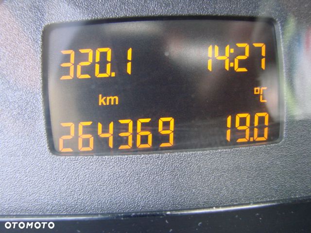 Mercedes-Benz Vito - 8