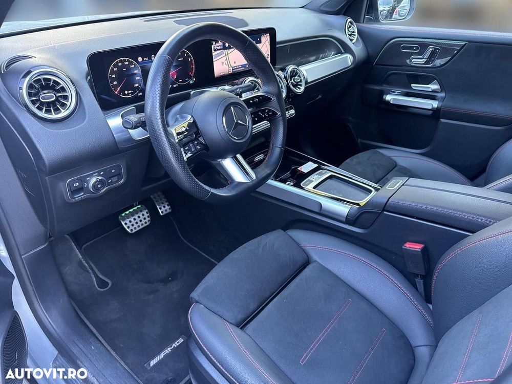 Mercedes-Benz GLB - 10