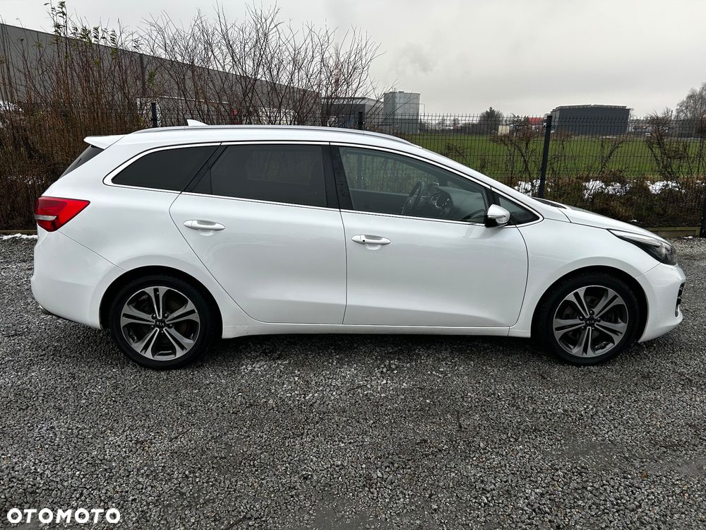 Kia Ceed 1.6 CRDi GT Line DCT - 13