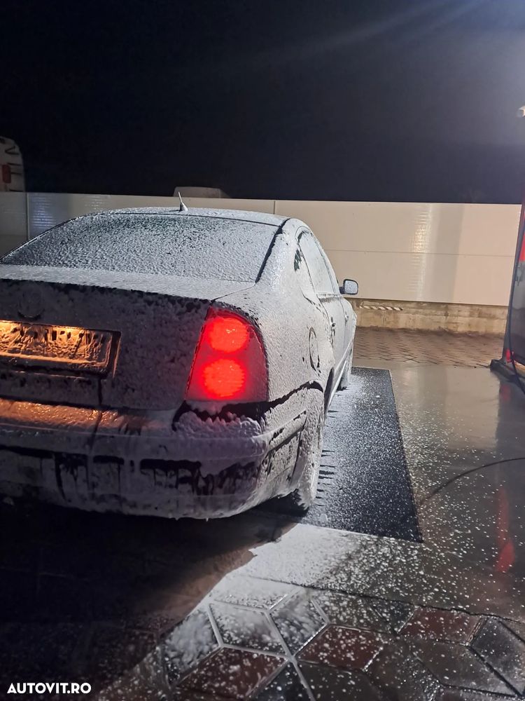 Volkswagen Passat 1.9 TDI - 4