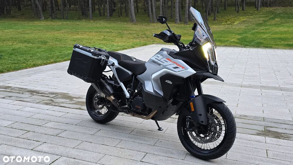 KTM Super Adventure - 24