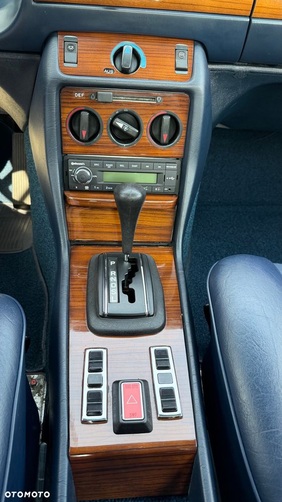 Mercedes-Benz W123 - 18