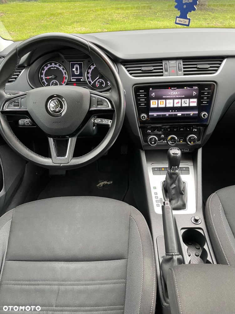Skoda Octavia 2.0 TDI SCR 4x4 Ambition DSG - 9