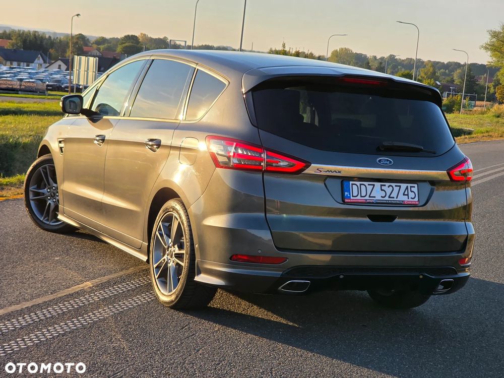 Ford S-Max 2.0 EcoBlue Twin-Turbo ST-Line - 28