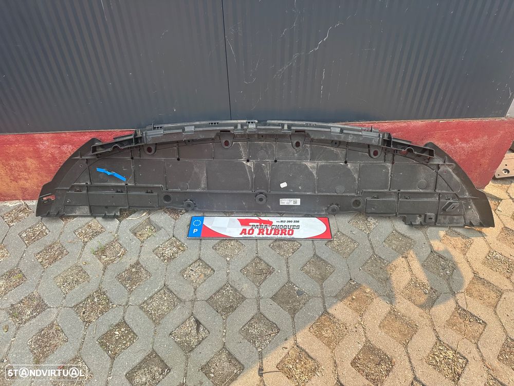 Base inferior parachoque Renault Megane E-tech - 1