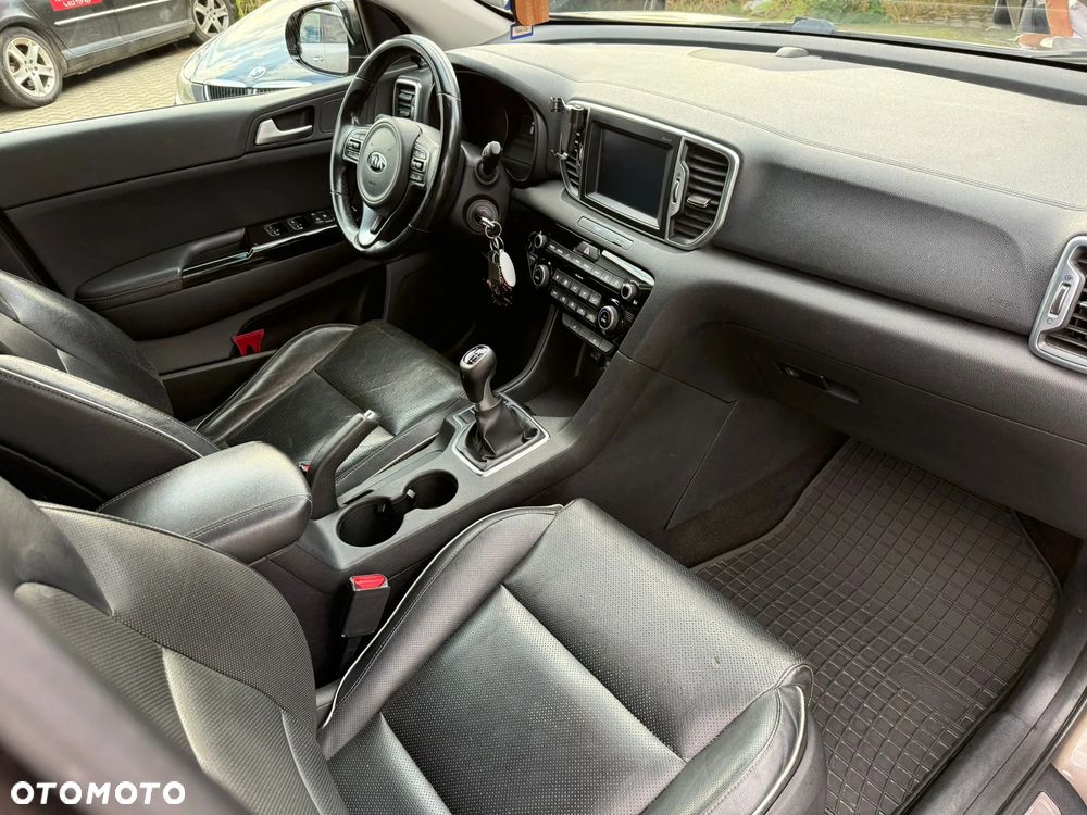 Kia Sportage 1.6 GDI 2WD Attract - 8