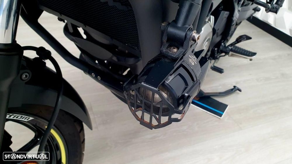 Suzuki v-strom DL 650 - 8