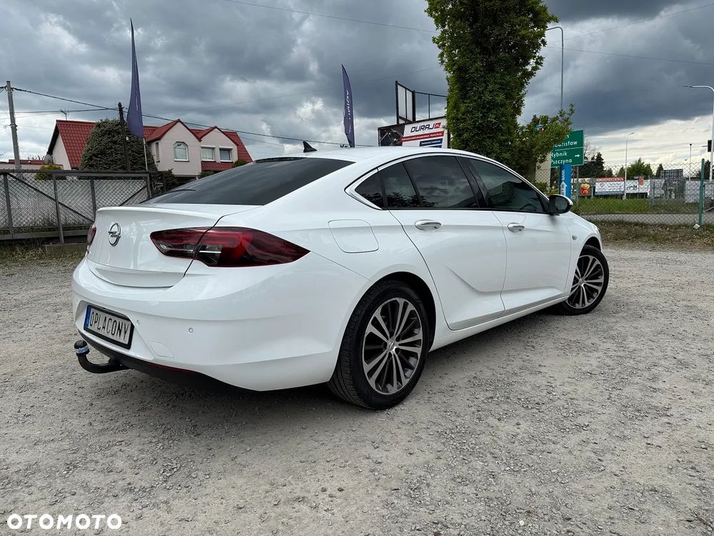Opel Insignia - 15