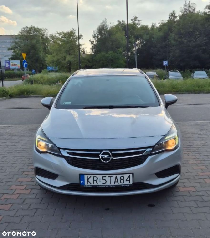 Opel Astra 1.6 CDTI Sport - 4