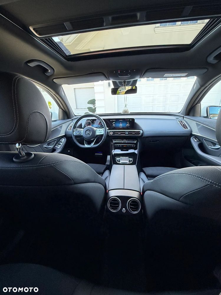 Mercedes-Benz EQC - 24