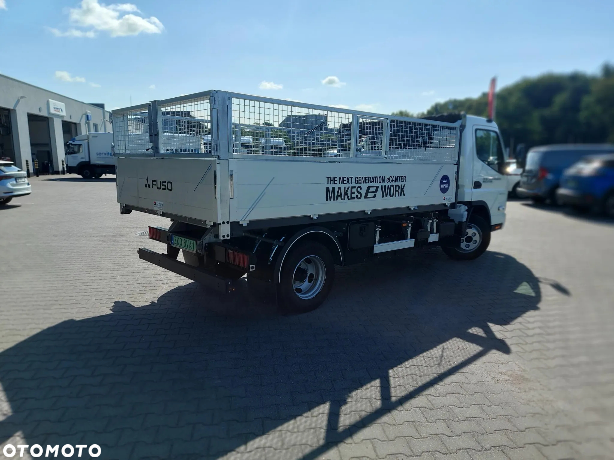FUSO eCanter 4C15 Wywrotka Selektywna zbiórka - 3