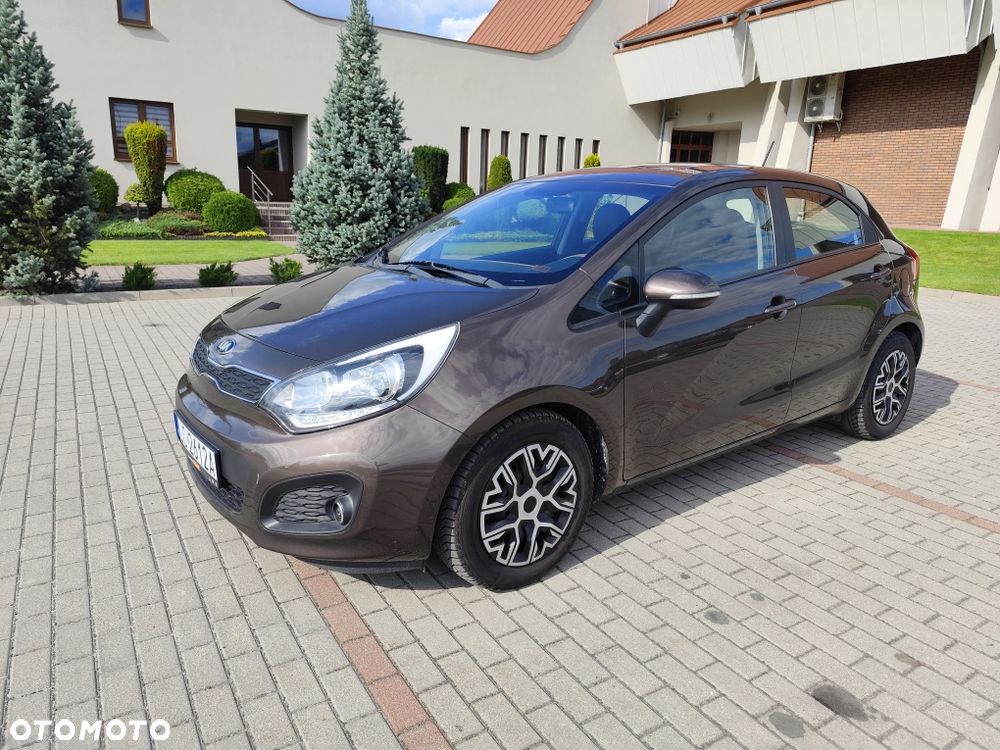 Kia Rio - 2