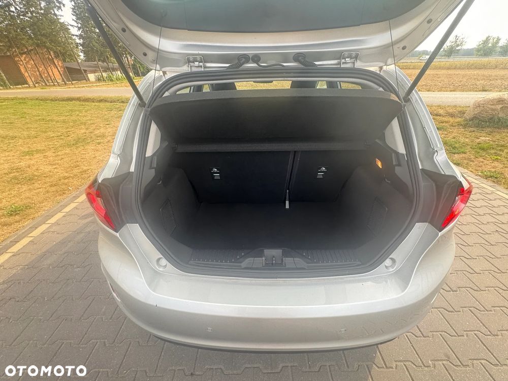 Ford Fiesta 1.0 EcoBoost Hybrid S&S TITANIUM - 19