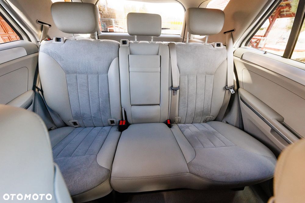 Mercedes-Benz ML - 36