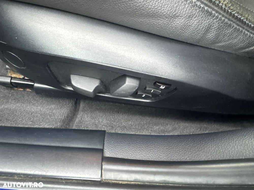 BMW Seria 1 120d DPF Edition Sport - 30
