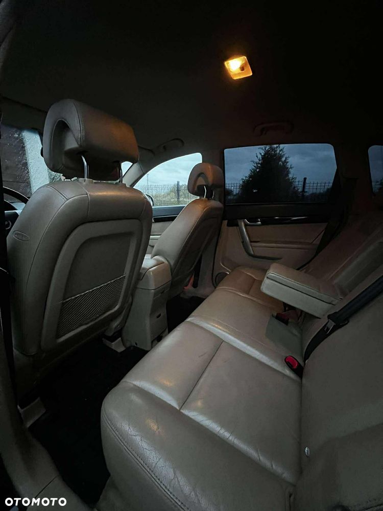 Chevrolet Captiva 2.0 d LT medium 5os - 10