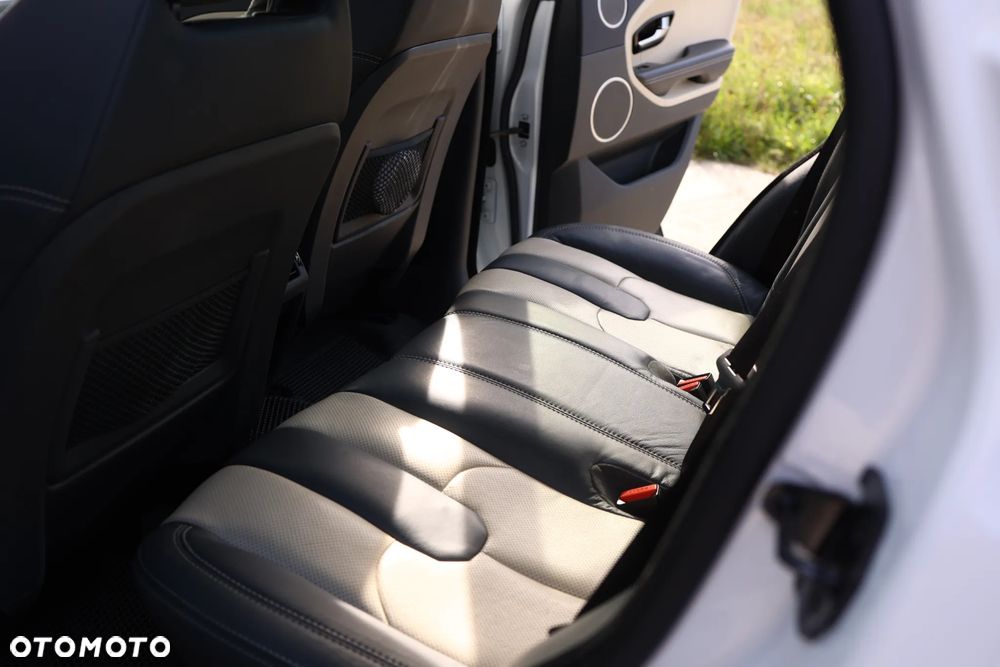 Land Rover Range Rover Evoque - 15