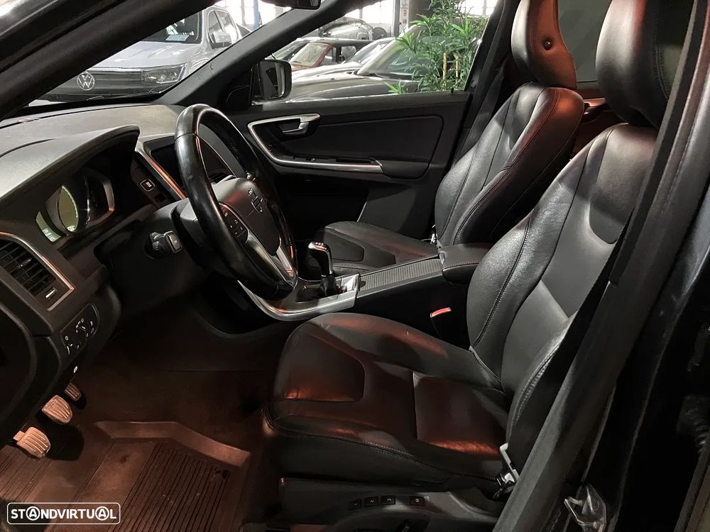 Volvo XC 60 2.0 D4 Summum - 12